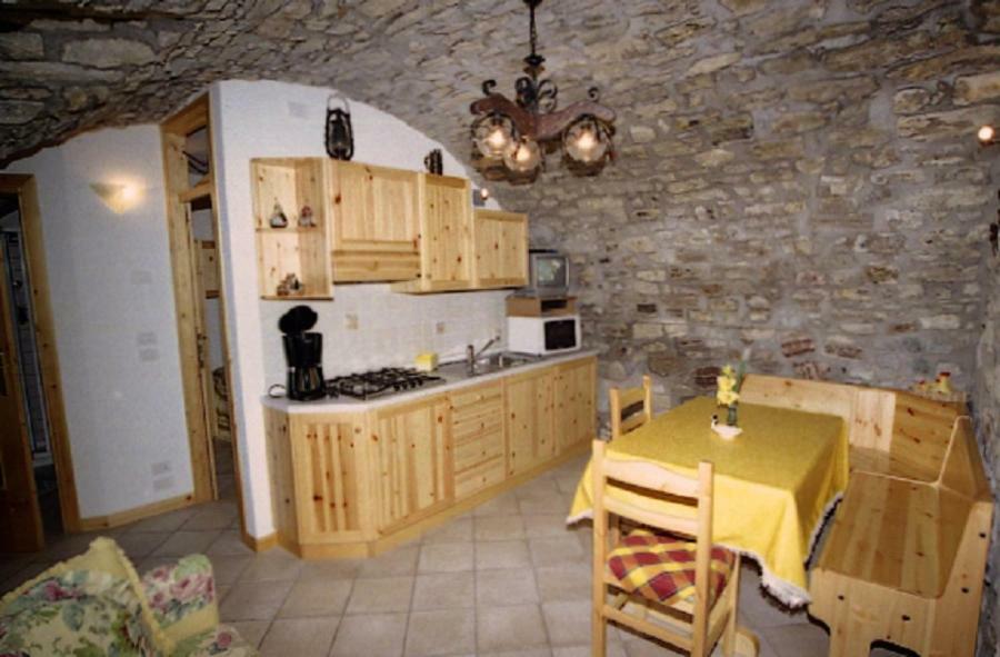 Appartamenti Serena - La Grotta Bora Bora Exterior foto